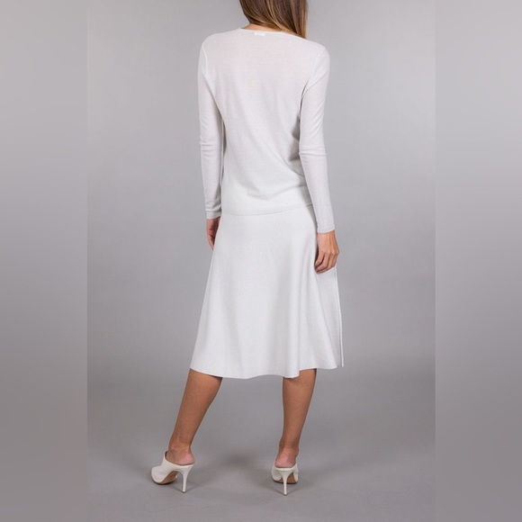 TSE Cashmere Lurex V-Neck Top in Platinum - Picture 5 of 11